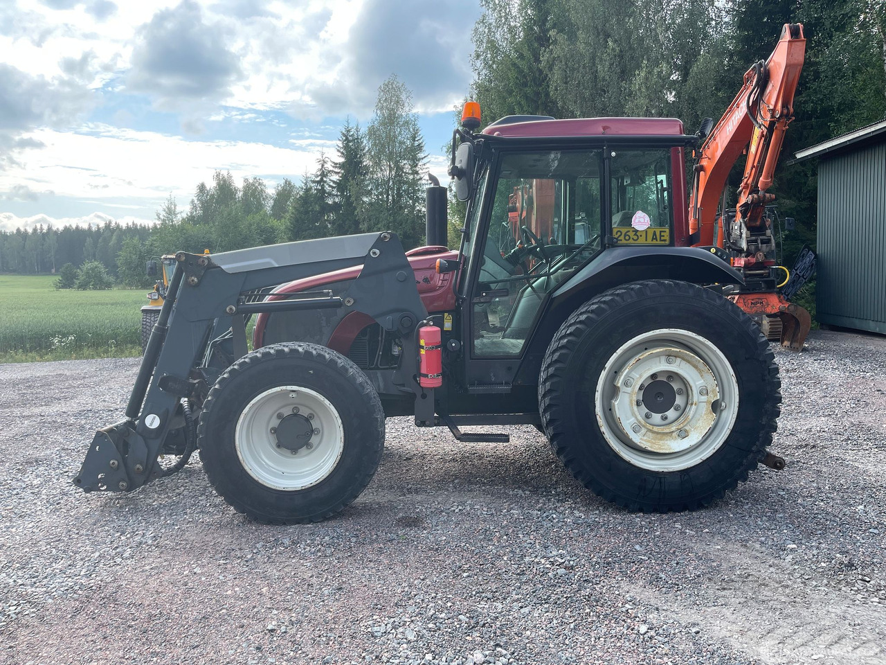 Valtra A 93 Unlimited, traktori kuormaajalla, 2016, Lohja - Τρακτέρ: φωτογραφία 3 Valtra A 93 Unlimited, traktori kuormaajalla, 2016, Lohja - Τρακτέρ: φωτογραφία 3