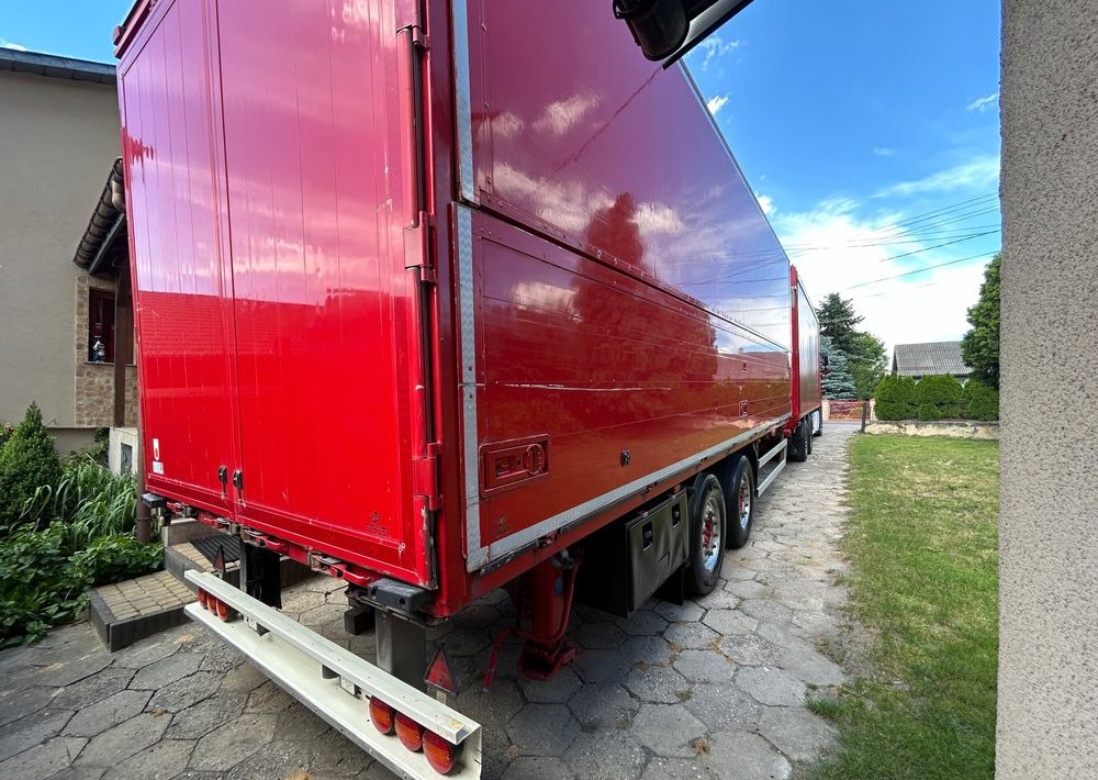 DAF XF 510 NAPOJÓWKA z Niemiec Retarder TOP ALUFELGI / FULL OPCJA / super space 106.510 106.460 480 530 najlepszy motor 6x2 26.510 26.460 - Φορτηγό μουσαμάς: φωτογραφία 3 DAF XF 510 NAPOJÓWKA z Niemiec Retarder TOP ALUFELGI / FULL OPCJA / super space 106.510 106.460 480 530 najlepszy motor 6x2 26.510 26.460 - Φορτηγό μουσαμάς: φωτογραφία 3