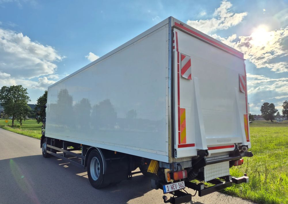 MAN TGM 18.250 Carrier 1950 D/E z Holandii / TOP STAN / 7.5m / 18 palet / winda + drzwi boczne / OKAZJA - Φορτηγό ψυγείο: φωτογραφία 3 MAN TGM 18.250 Carrier 1950 D/E z Holandii / TOP STAN / 7.5m / 18 palet / winda + drzwi boczne / OKAZJA - Φορτηγό ψυγείο: φωτογραφία 3