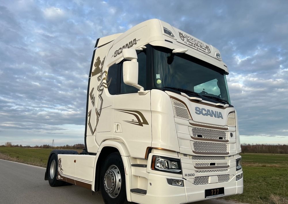 Scania R500 FULL AIR 2019 10x poduszki KLIMA POSTOJOWA / RETARDER / FULL SPOJLER / TOP STAN / od jedynego właściciela ! HYDRAULIKA spod beczki spożywczej ! / do wywrotu ruchomej podłogi beczki TOP TOP - Τράκτορας: φωτογραφία 3 Scania R500 FULL AIR 2019 10x poduszki KLIMA POSTOJOWA / RETARDER / FULL SPOJLER / TOP STAN / od jedynego właściciela ! HYDRAULIKA spod beczki spożywczej ! / do wywrotu ruchomej podłogi beczki TOP TOP - Τράκτορας: φωτογραφία 3