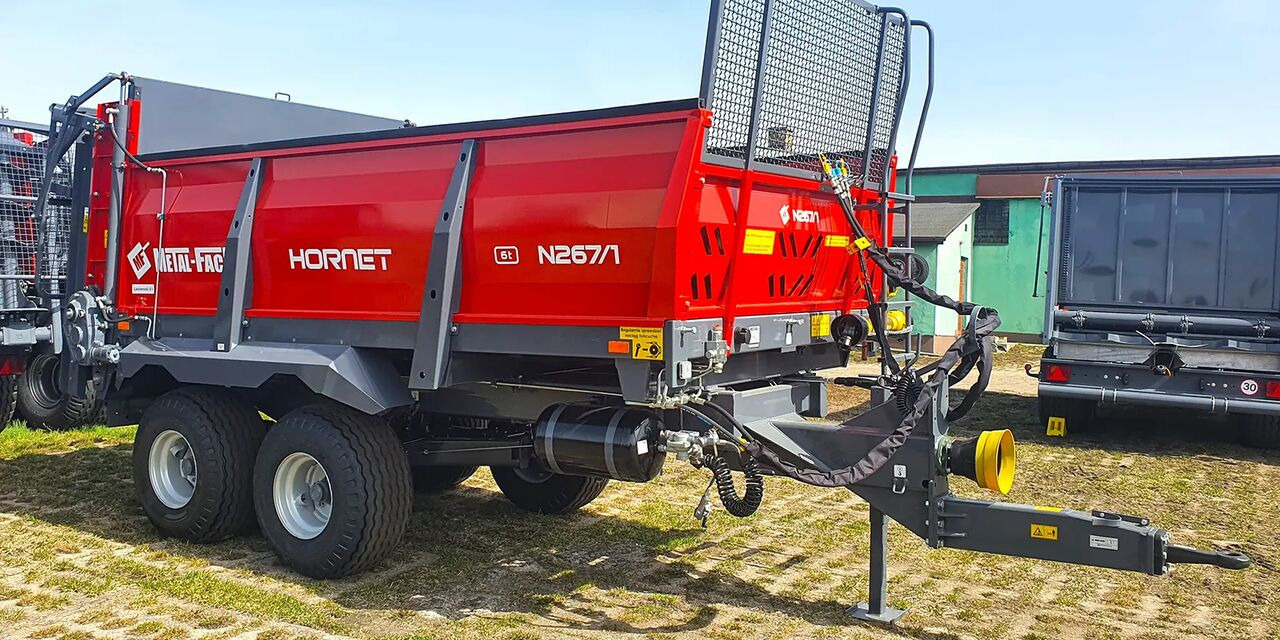 Metal-Fach N267/1 6t - Κοπροδιανομέας: φωτογραφία 1 Metal-Fach N267/1 6t - Κοπροδιανομέας: φωτογραφία 1