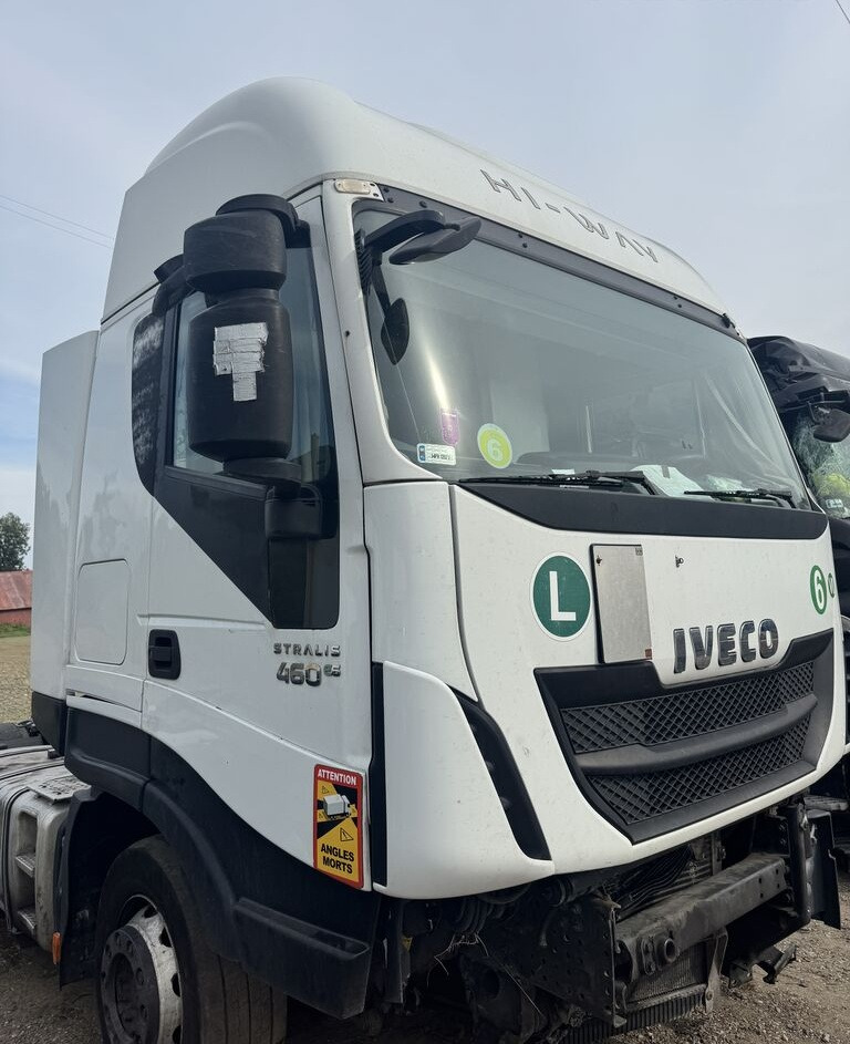 IVECO STRALIS HI-WAY E6 truck - Καμπίνα για Φορτηγό: φωτογραφία 4 IVECO STRALIS HI-WAY E6 truck - Καμπίνα για Φορτηγό: φωτογραφία 4