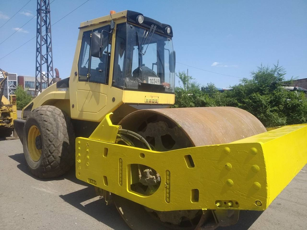 BOMAG BW 216 DH-4 - Οδοστρωτήρες: φωτογραφία 1 BOMAG BW 216 DH-4 - Οδοστρωτήρες: φωτογραφία 1