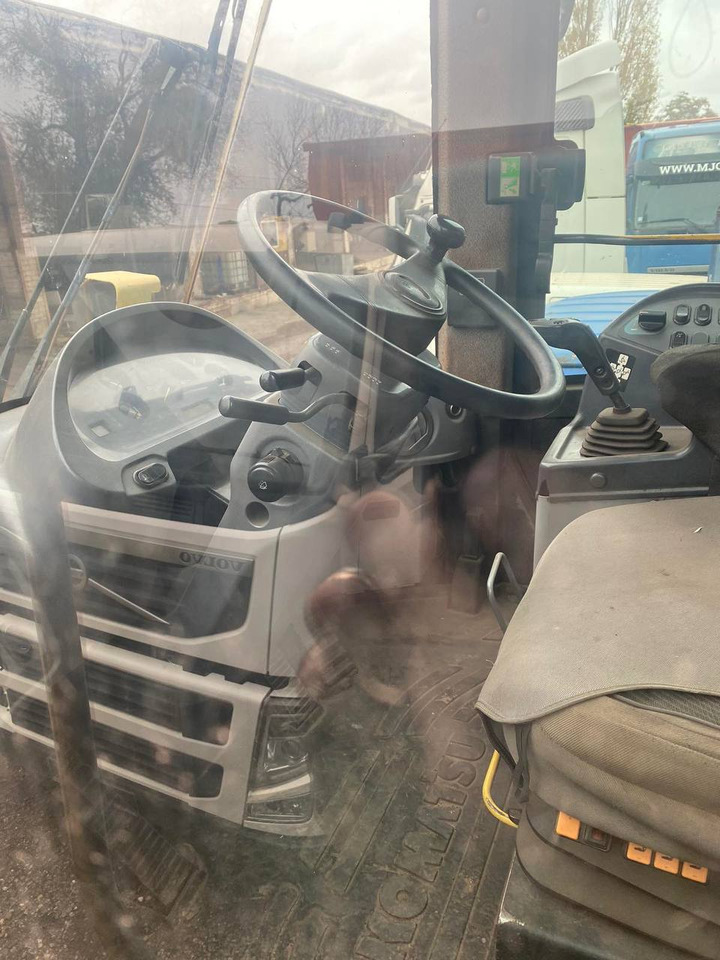 KOMATSU WA380-6 - Ελαστιχοφόρος φορτωτής: φωτογραφία 5 KOMATSU WA380-6 - Ελαστιχοφόρος φορτωτής: φωτογραφία 5