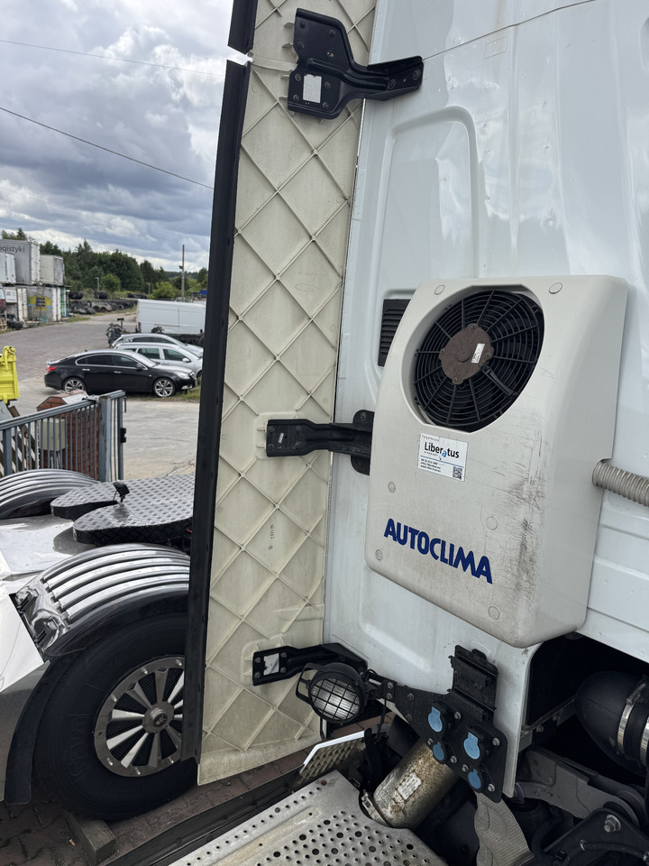 Ford F-Max Cargo - Αεροδυναμική/ Αεροτομή για Φορτηγό: φωτογραφία 3 Ford F-Max Cargo - Αεροδυναμική/ Αεροτομή για Φορτηγό: φωτογραφία 3