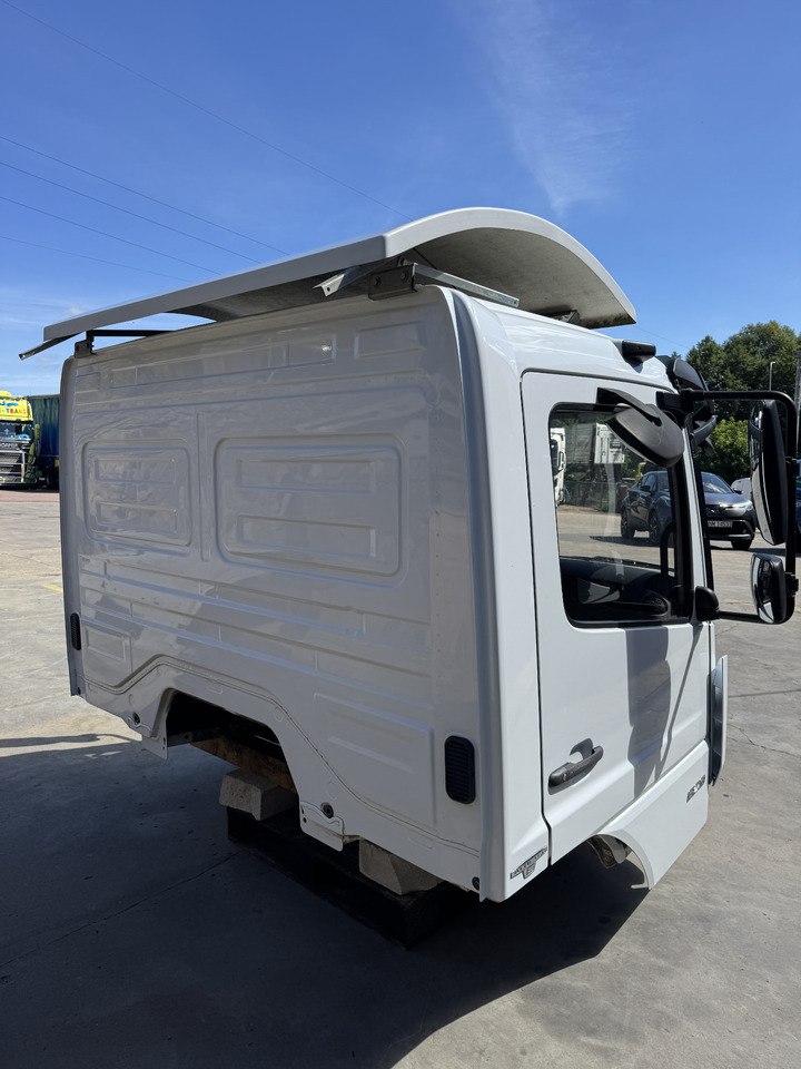 Mercedes Atego III - Καμπίνα: φωτογραφία 4 Mercedes Atego III - Καμπίνα: φωτογραφία 4