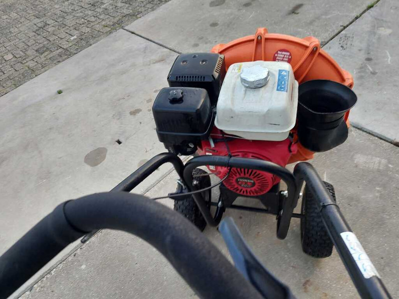 Billy Goat F 902H - Μονοαξονικά τρακτέρ: φωτογραφία 2 Billy Goat F 902H - Μονοαξονικά τρακτέρ: φωτογραφία 2