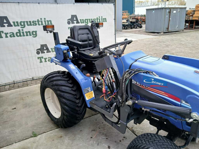Iseki TM 3240 - Τρακτέρ: φωτογραφία 3 Iseki TM 3240 - Τρακτέρ: φωτογραφία 3