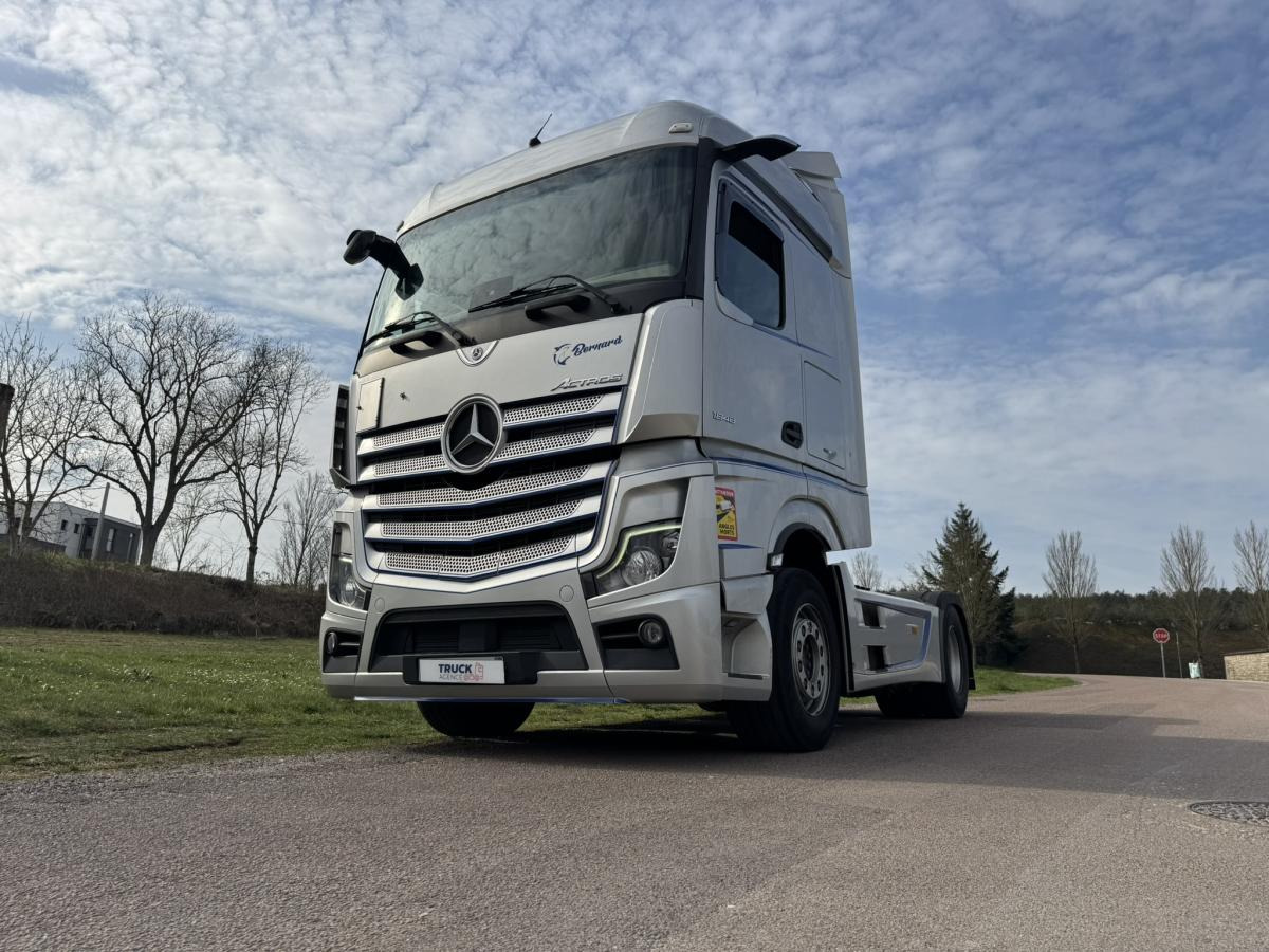 Mercedes Actros 1848 - Τράκτορας: φωτογραφία 1 Mercedes Actros 1848 - Τράκτορας: φωτογραφία 1