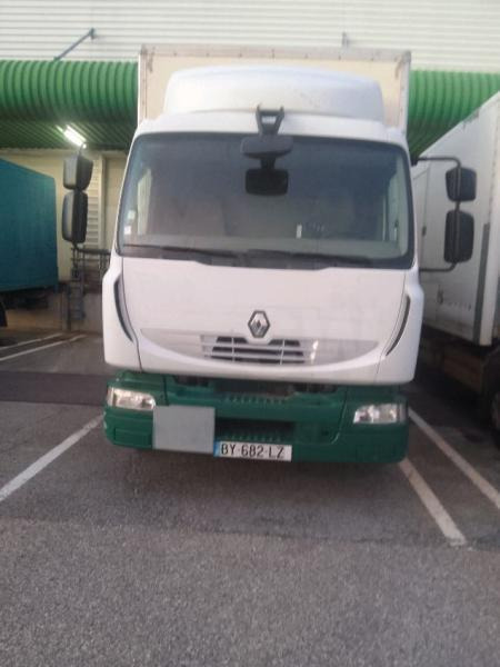 Renault Midlum 270 - Φορτηγό κόφα: φωτογραφία 1 Renault Midlum 270 - Φορτηγό κόφα: φωτογραφία 1