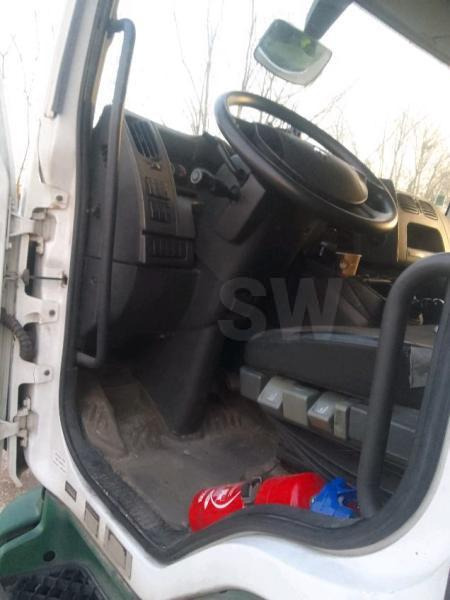 Renault Midlum 270 - Φορτηγό κόφα: φωτογραφία 4 Renault Midlum 270 - Φορτηγό κόφα: φωτογραφία 4