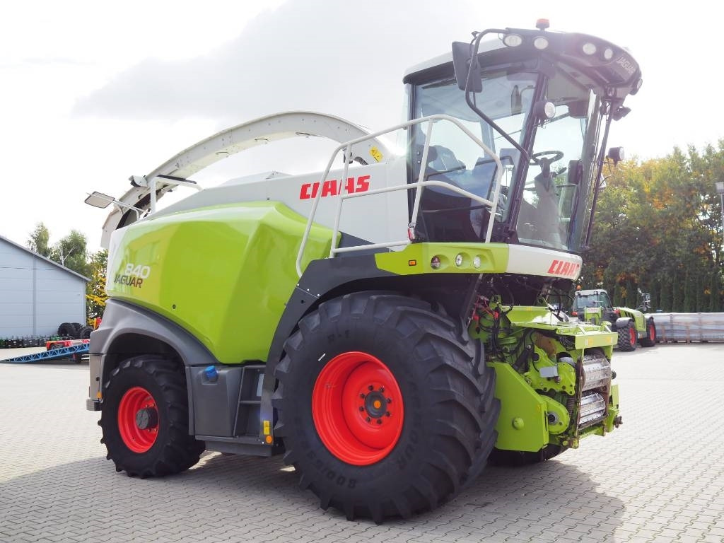 Claas Jaguar 840 4WD - Ενσιρωτική μηχανή: φωτογραφία 4 Claas Jaguar 840 4WD - Ενσιρωτική μηχανή: φωτογραφία 4