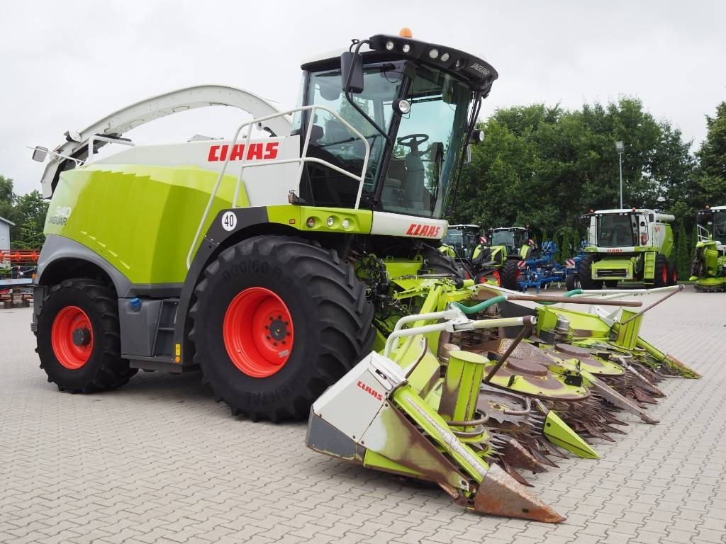 Claas Jaguar 940 4WD + Orbis 600 SD - Ενσιρωτική μηχανή: φωτογραφία 4 Claas Jaguar 940 4WD + Orbis 600 SD - Ενσιρωτική μηχανή: φωτογραφία 4