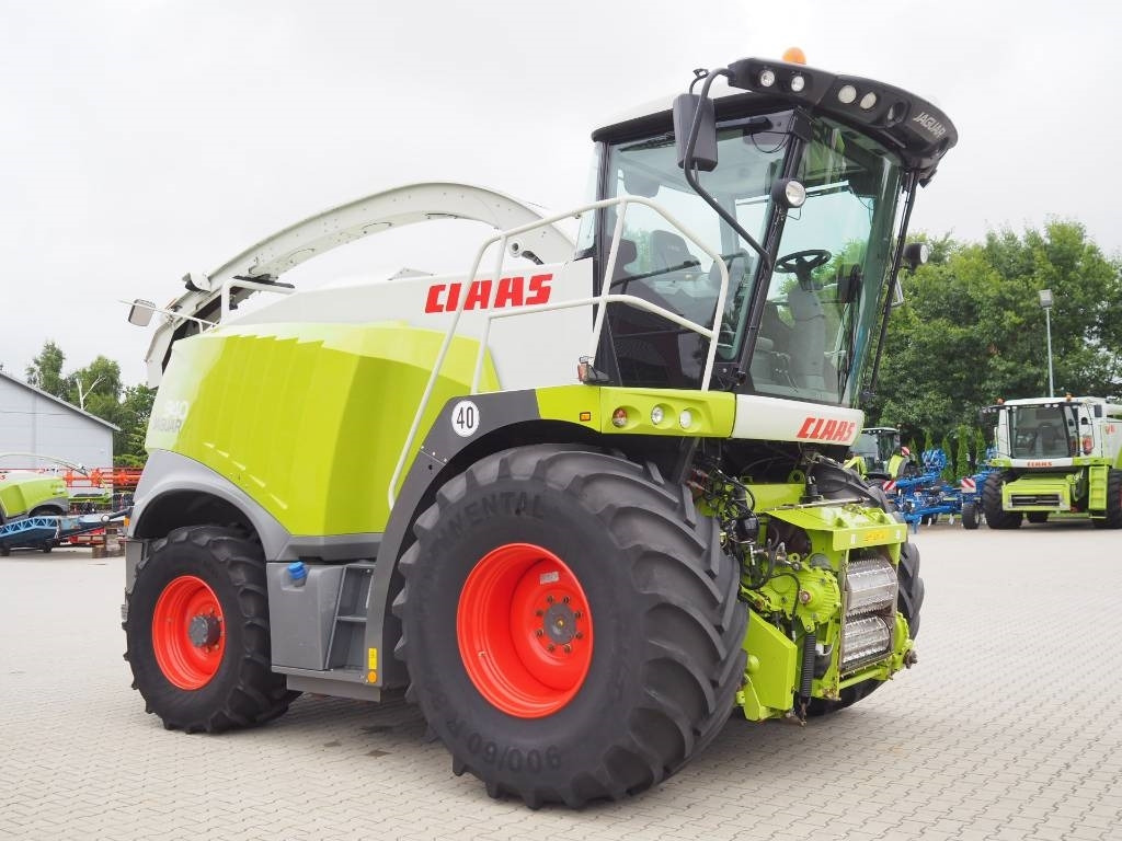 Claas Jaguar 940 4WD - Ενσιρωτική μηχανή: φωτογραφία 4 Claas Jaguar 940 4WD - Ενσιρωτική μηχανή: φωτογραφία 4