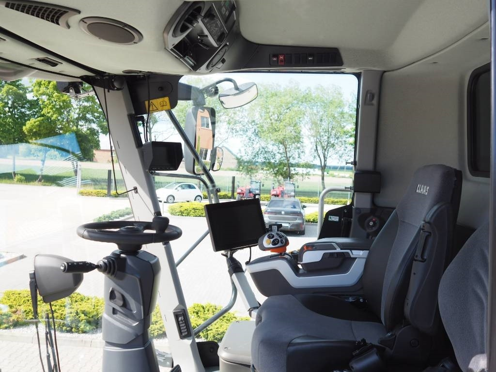 Claas Lexion 6600 + V680 - Θεριζοαλωνιστική μηχανή: φωτογραφία 5 Claas Lexion 6600 + V680 - Θεριζοαλωνιστική μηχανή: φωτογραφία 5