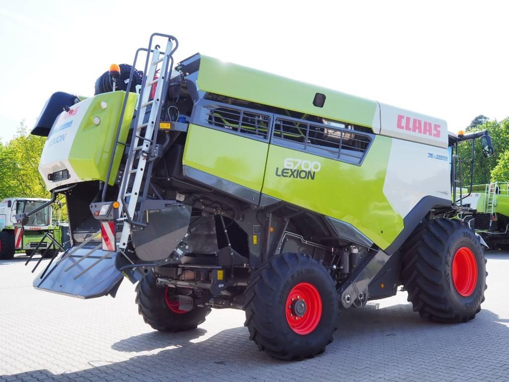 Claas Lexion 6700 + V770 - Θεριζοαλωνιστική μηχανή: φωτογραφία 3 Claas Lexion 6700 + V770 - Θεριζοαλωνιστική μηχανή: φωτογραφία 3