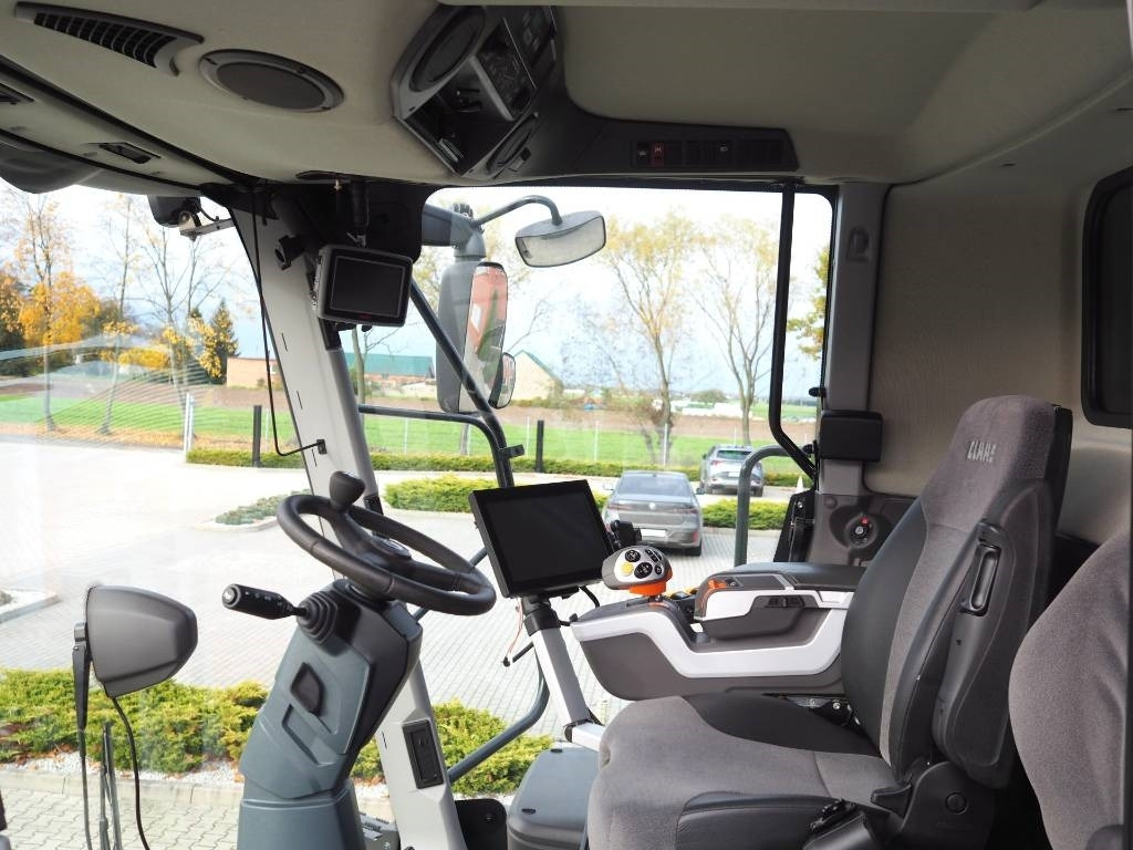 Claas Lexion 7500TT GPS + V930 - Θεριζοαλωνιστική μηχανή: φωτογραφία 5 Claas Lexion 7500TT GPS + V930 - Θεριζοαλωνιστική μηχανή: φωτογραφία 5