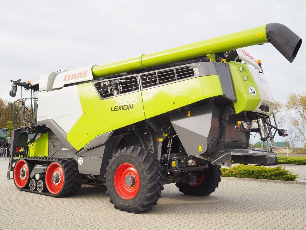 Claas Lexion 7500TT GPS + V930 - Θεριζοαλωνιστική μηχανή: φωτογραφία 2 Claas Lexion 7500TT GPS + V930 - Θεριζοαλωνιστική μηχανή: φωτογραφία 2