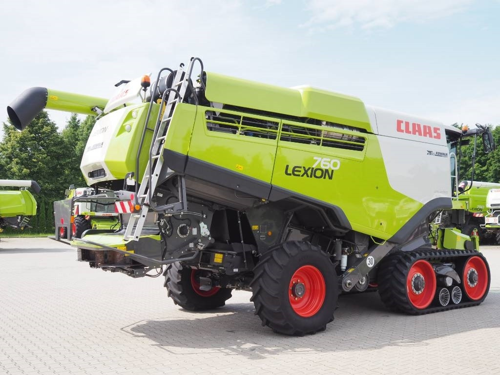 Claas Lexion 760TT + V930 - Θεριζοαλωνιστική μηχανή: φωτογραφία 3 Claas Lexion 760TT + V930 - Θεριζοαλωνιστική μηχανή: φωτογραφία 3