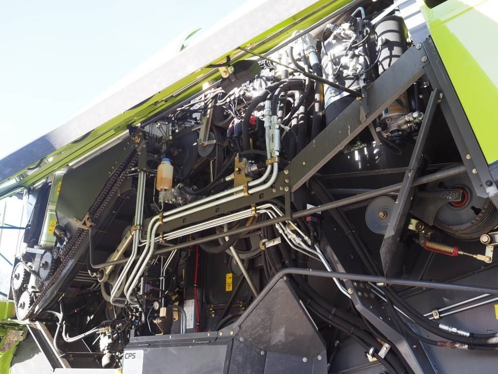 Θεριζοαλωνιστική μηχανή Claas Lexion 770TT 4x4 + V1200: φωτογραφία 8