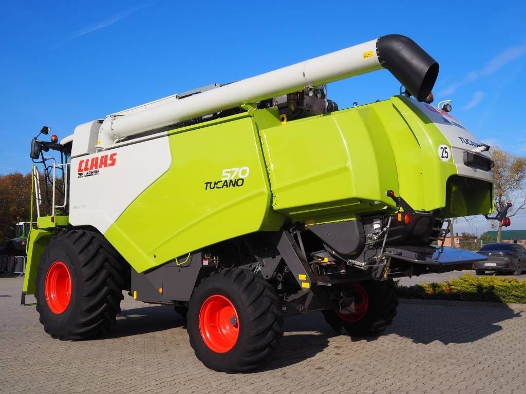 Claas Tucano 570 GPS + V770 - Θεριζοαλωνιστική μηχανή: φωτογραφία 2 Claas Tucano 570 GPS + V770 - Θεριζοαλωνιστική μηχανή: φωτογραφία 2