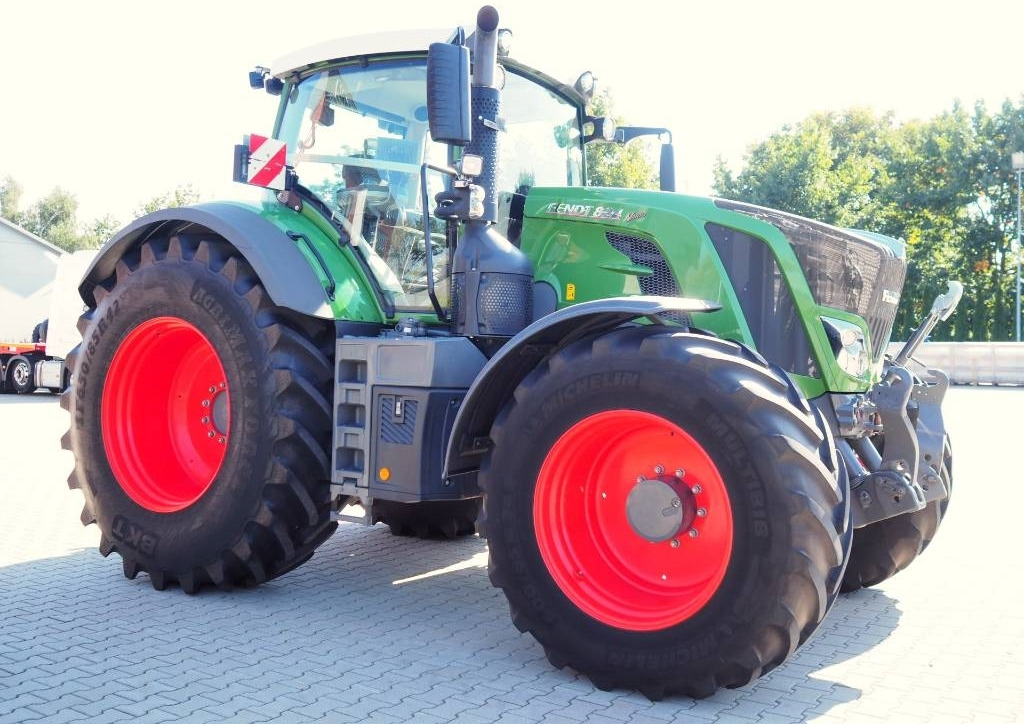 Fendt 824 Vario S4 ProfiPlus, GPS - Τρακτέρ: φωτογραφία 4 Fendt 824 Vario S4 ProfiPlus, GPS - Τρακτέρ: φωτογραφία 4