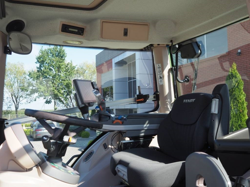Fendt 828 Vario S4 ProfiPlus, GPS - Τρακτέρ: φωτογραφία 5 Fendt 828 Vario S4 ProfiPlus, GPS - Τρακτέρ: φωτογραφία 5