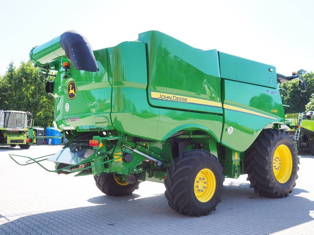 John Deere S780 + 730X - Θεριζοαλωνιστική μηχανή: φωτογραφία 3 John Deere S780 + 730X - Θεριζοαλωνιστική μηχανή: φωτογραφία 3