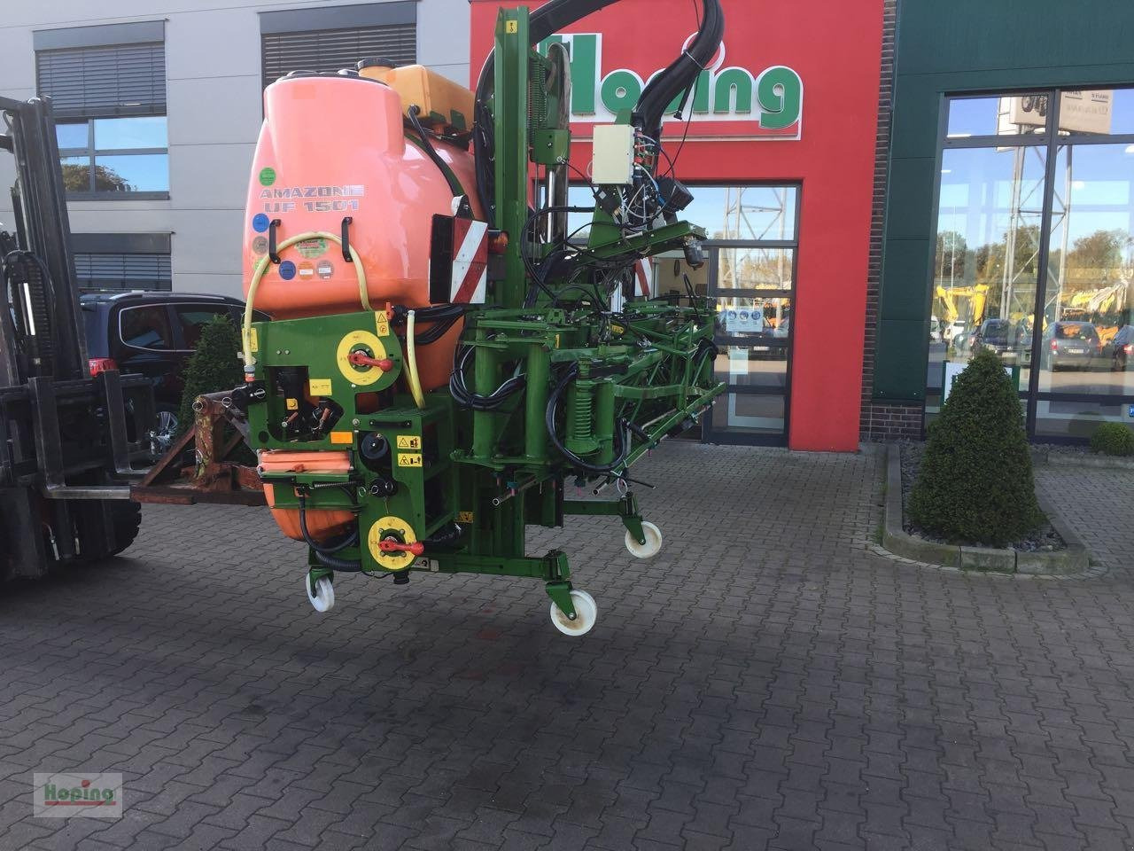 Amazone UF 1501 - Αναρτώμενο ψεκαστικό: φωτογραφία 4 Amazone UF 1501 - Αναρτώμενο ψεκαστικό: φωτογραφία 4