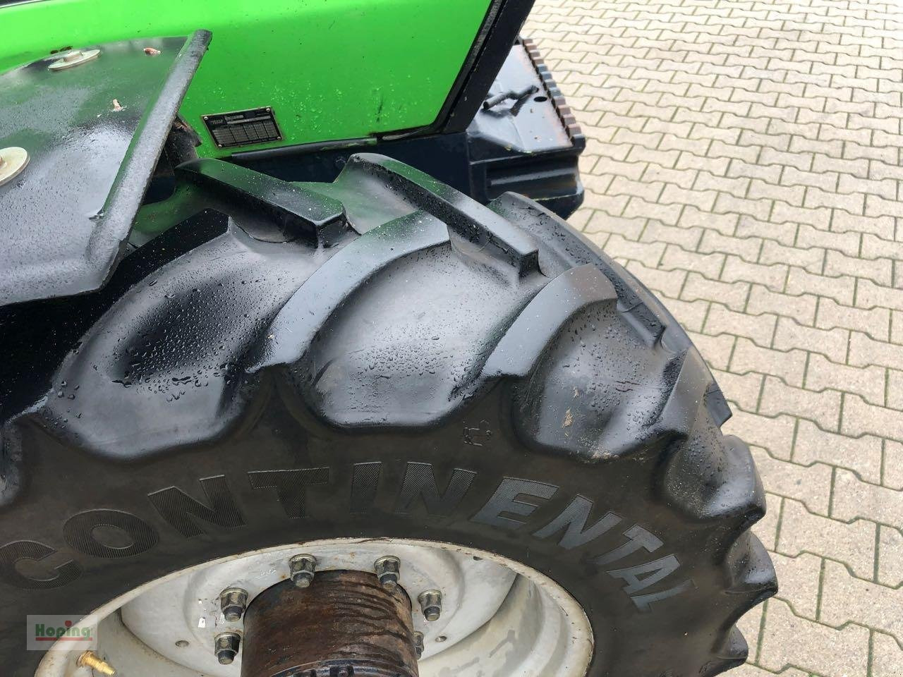 Deutz-Fahr DX 4.50 - Τρακτέρ: φωτογραφία 5 Deutz-Fahr DX 4.50 - Τρακτέρ: φωτογραφία 5