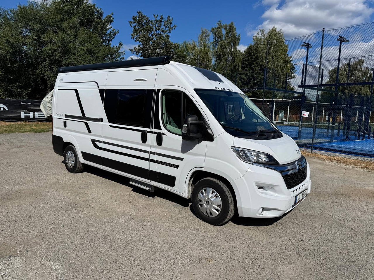 ADRIA Twin 600 SP - Αυτοκινούμενο βαν: φωτογραφία 1 ADRIA Twin 600 SP - Αυτοκινούμενο βαν: φωτογραφία 1
