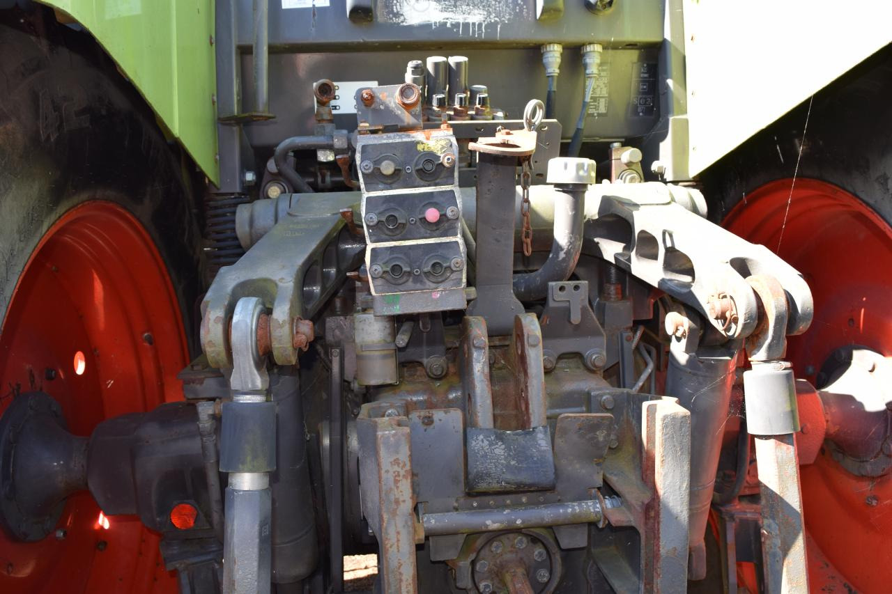 CLAAS Ares 826 RZ - Τρακτέρ: φωτογραφία 5 CLAAS Ares 826 RZ - Τρακτέρ: φωτογραφία 5