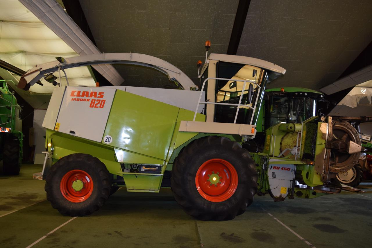CLAAS Jaguar 820 - Ενσιρωτική μηχανή: φωτογραφία 3 CLAAS Jaguar 820 - Ενσιρωτική μηχανή: φωτογραφία 3