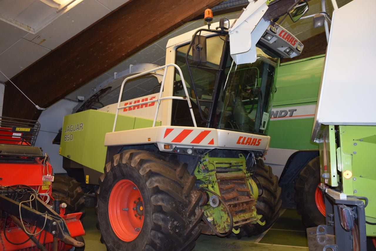 CLAAS Jaguar 850 - Ενσιρωτική μηχανή: φωτογραφία 4 CLAAS Jaguar 850 - Ενσιρωτική μηχανή: φωτογραφία 4
