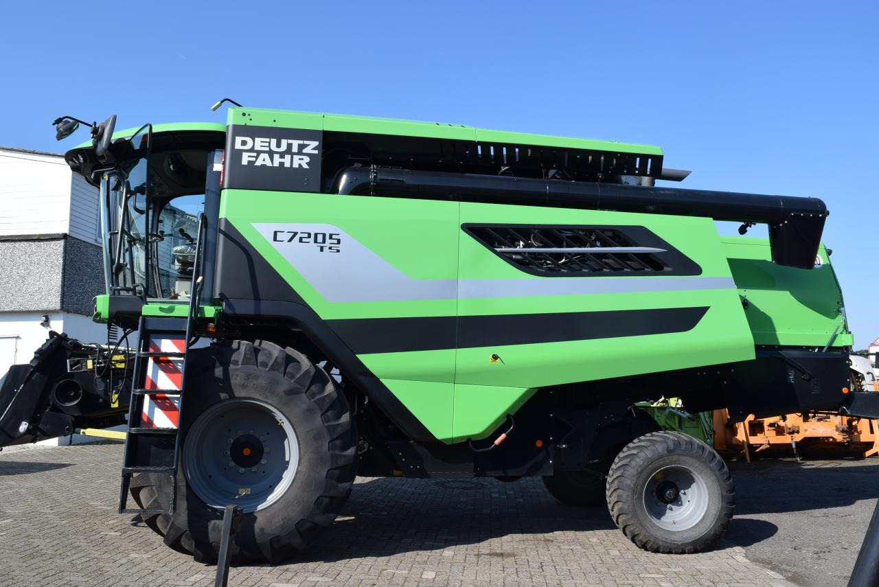 Deutz-Fahr C 7205 TS - Θεριζοαλωνιστική μηχανή: φωτογραφία 2 Deutz-Fahr C 7205 TS - Θεριζοαλωνιστική μηχανή: φωτογραφία 2