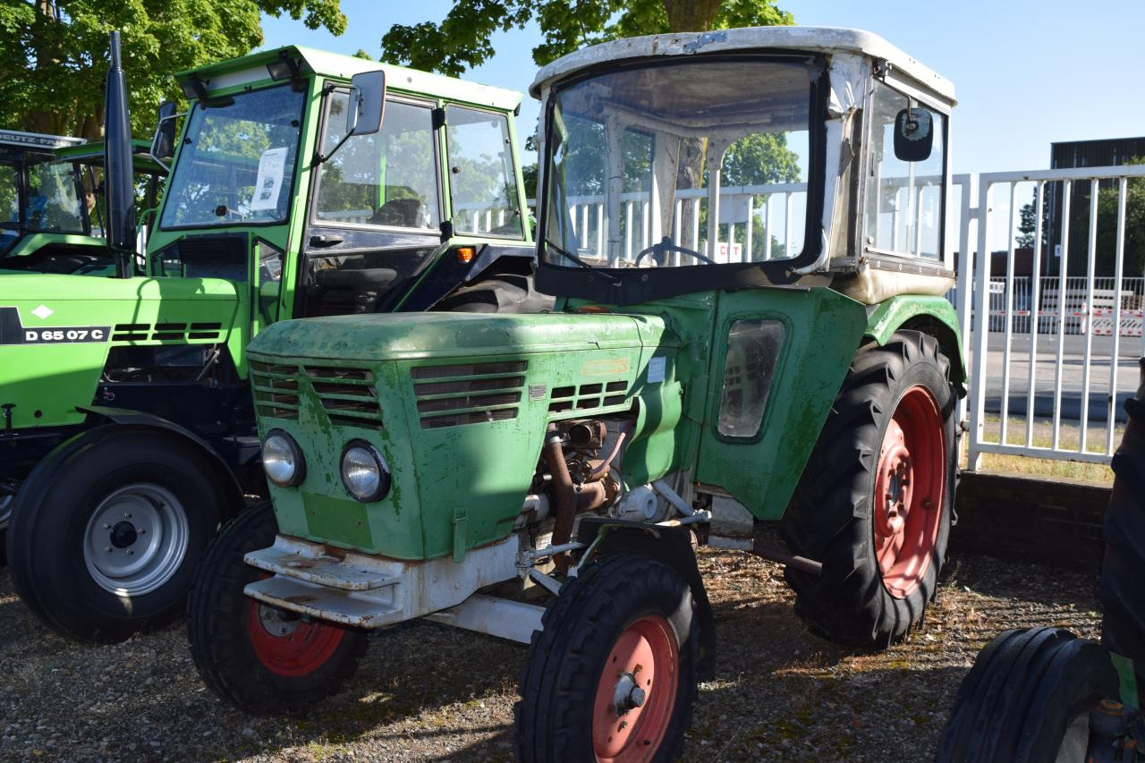 Deutz-Fahr D4006 - Τρακτέρ: φωτογραφία 1 Deutz-Fahr D4006 - Τρακτέρ: φωτογραφία 1