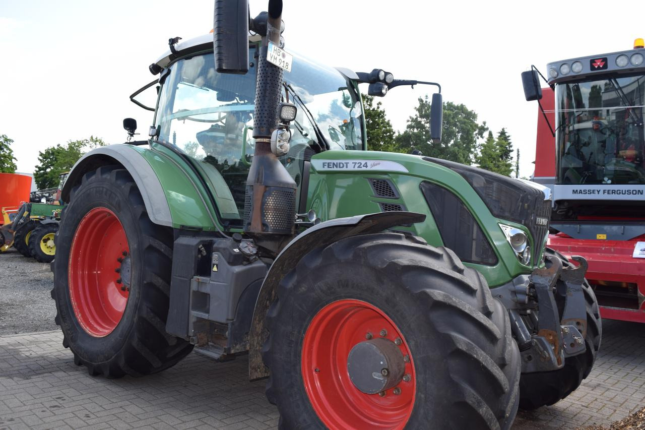 Fendt 724 Vario TMS SCR ProfiPlus - Τρακτέρ: φωτογραφία 1 Fendt 724 Vario TMS SCR ProfiPlus - Τρακτέρ: φωτογραφία 1