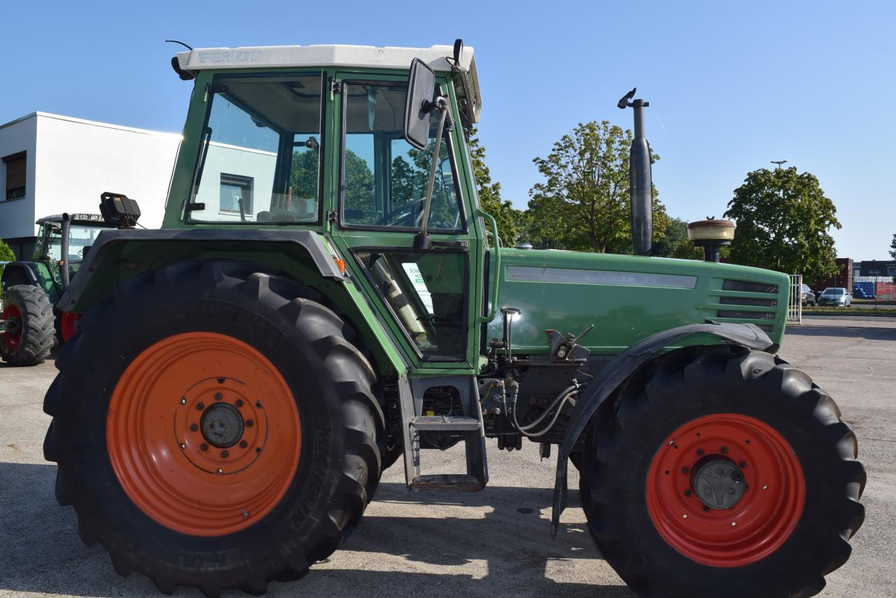Fendt Farmer 309 LSA - Τρακτέρ: φωτογραφία 1 Fendt Farmer 309 LSA - Τρακτέρ: φωτογραφία 1