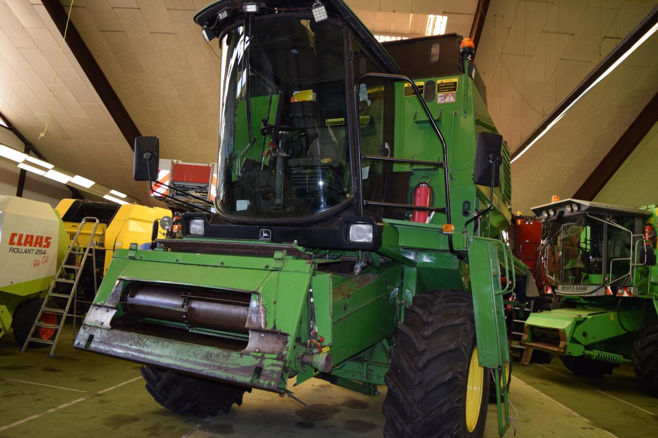 John Deere 1177 - Θεριζοαλωνιστική μηχανή: φωτογραφία 4 John Deere 1177 - Θεριζοαλωνιστική μηχανή: φωτογραφία 4