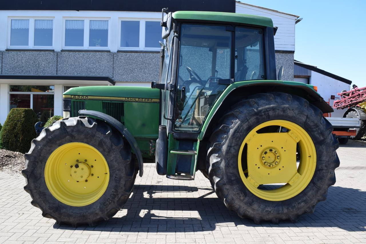 John Deere 6200 - Τρακτέρ: φωτογραφία 3 John Deere 6200 - Τρακτέρ: φωτογραφία 3