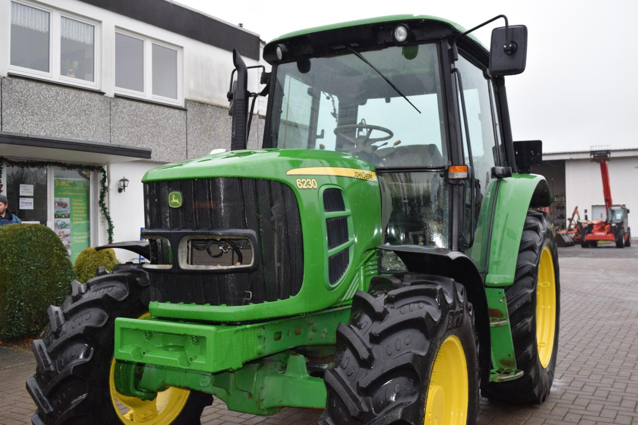 John Deere 6230 - Τρακτέρ: φωτογραφία 5 John Deere 6230 - Τρακτέρ: φωτογραφία 5