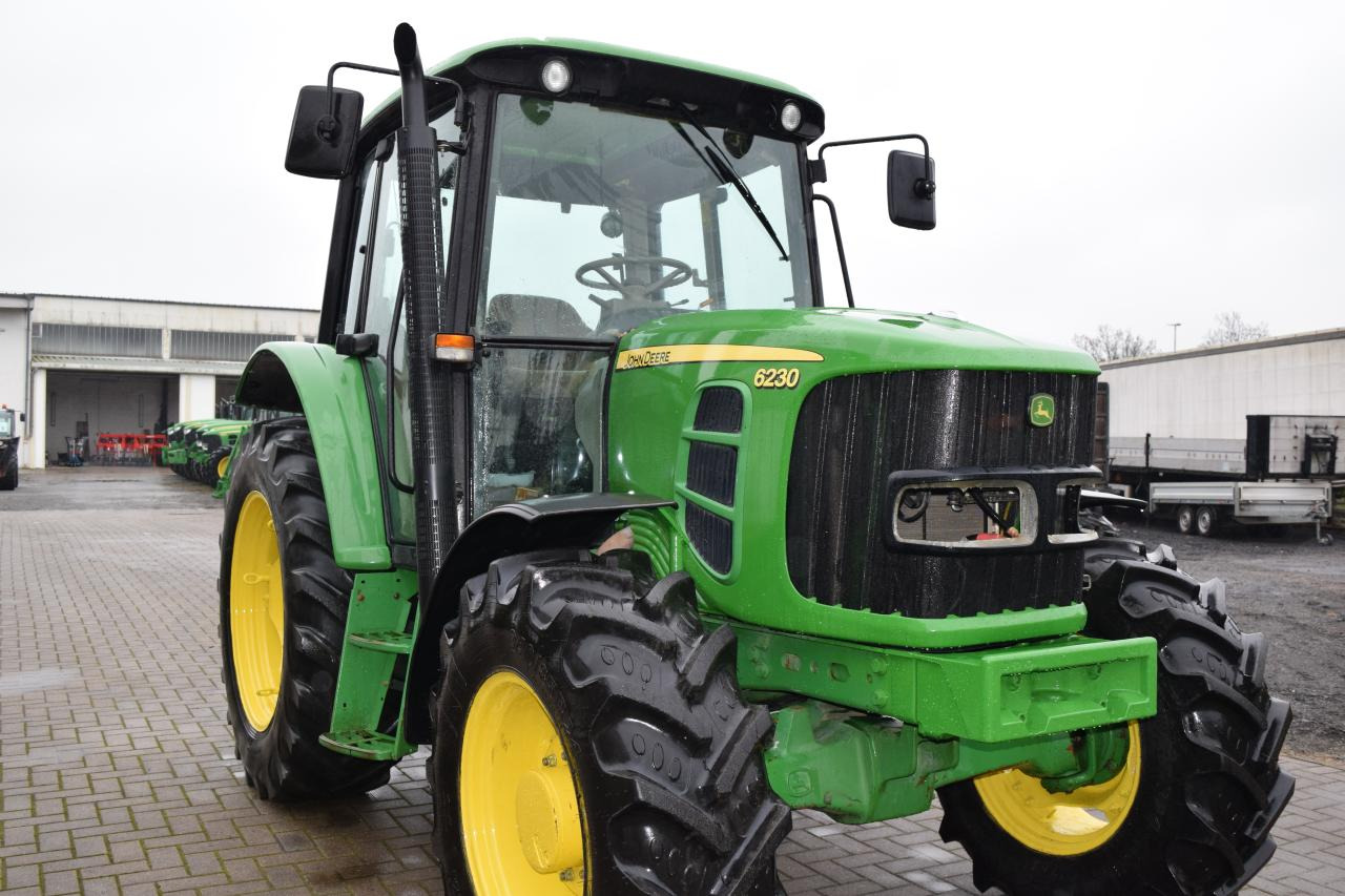 John Deere 6230 - Τρακτέρ: φωτογραφία 3 John Deere 6230 - Τρακτέρ: φωτογραφία 3