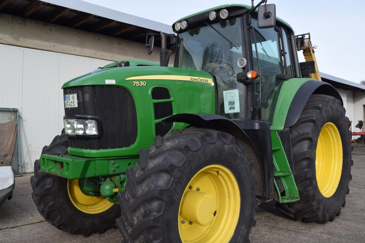 John Deere 7530 Premium - Τρακτέρ: φωτογραφία 2 John Deere 7530 Premium - Τρακτέρ: φωτογραφία 2