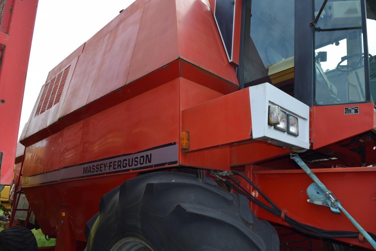 Massey Ferguson MF 38 - Θεριζοαλωνιστική μηχανή: φωτογραφία 3 Massey Ferguson MF 38 - Θεριζοαλωνιστική μηχανή: φωτογραφία 3
