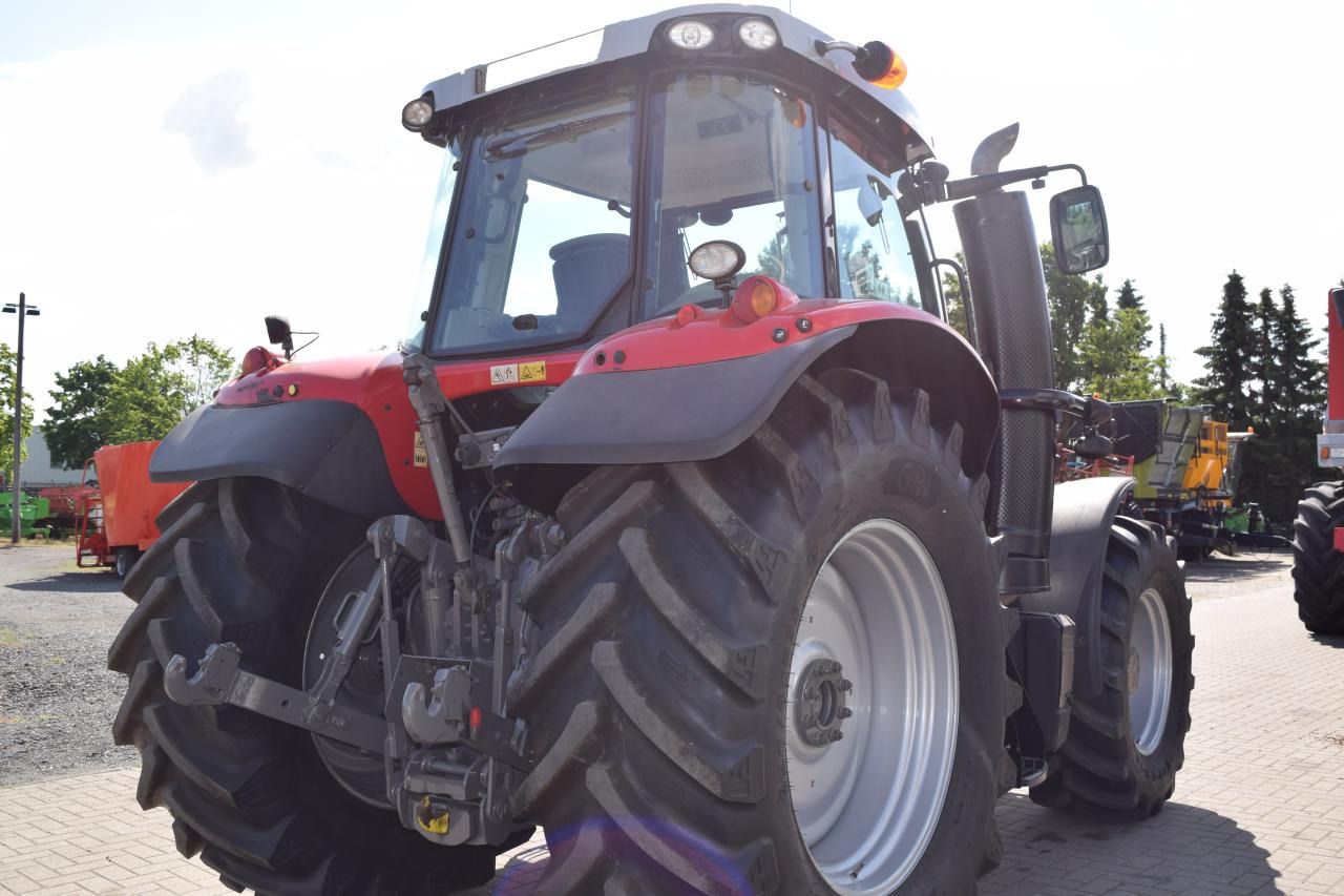 Massey Ferguson MF 7715 Dyna-6 - Τρακτέρ: φωτογραφία 5 Massey Ferguson MF 7715 Dyna-6 - Τρακτέρ: φωτογραφία 5