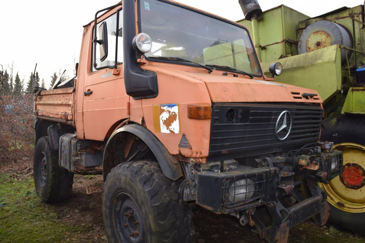 Mercedes-Benz Unimog U1200 - Τρακτέρ: φωτογραφία 1 Mercedes-Benz Unimog U1200 - Τρακτέρ: φωτογραφία 1