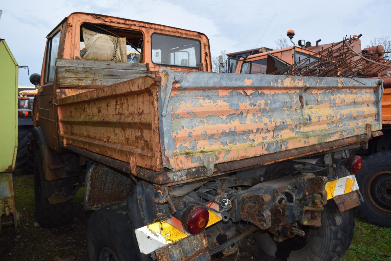 Mercedes-Benz Unimog U1200 - Τρακτέρ: φωτογραφία 4 Mercedes-Benz Unimog U1200 - Τρακτέρ: φωτογραφία 4