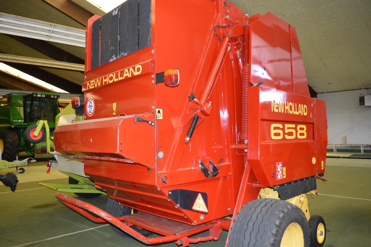 New Holland 658 - Χορτοδετική μηχανή στρόγγυλης μπάλας: φωτογραφία 3 New Holland 658 - Χορτοδετική μηχανή στρόγγυλης μπάλας: φωτογραφία 3