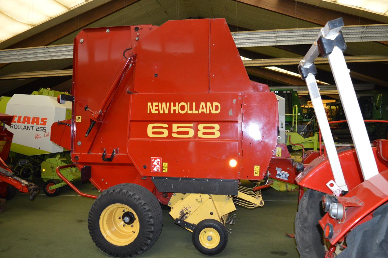 New Holland 658 - Χορτοδετική μηχανή στρόγγυλης μπάλας: φωτογραφία 1 New Holland 658 - Χορτοδετική μηχανή στρόγγυλης μπάλας: φωτογραφία 1