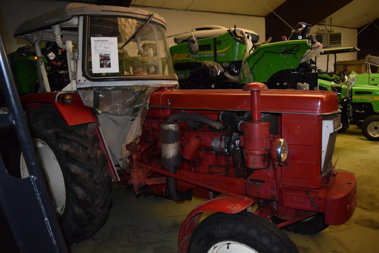 Renault Super 5D - Τρακτέρ: φωτογραφία 2 Renault Super 5D - Τρακτέρ: φωτογραφία 2